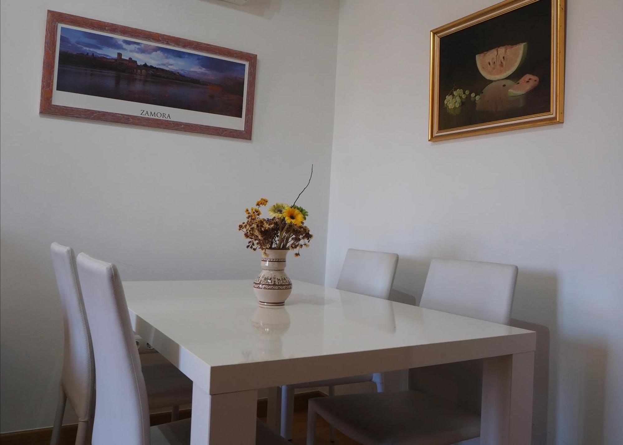 Apartamentos La Muralla Самора Экстерьер фото